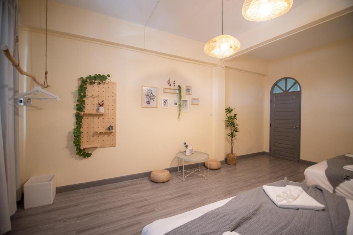 Villa Beachfront 4-br House In Patong