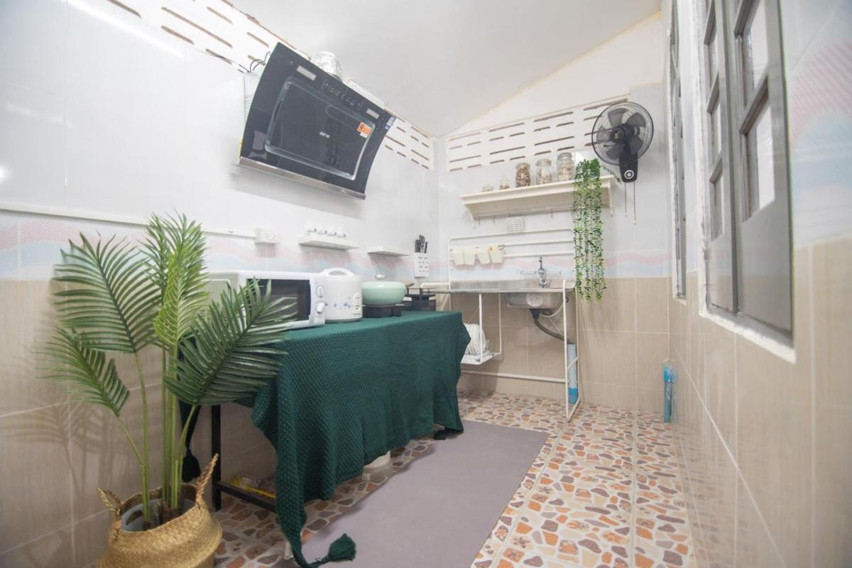 Villa Beachfront 4-br House In