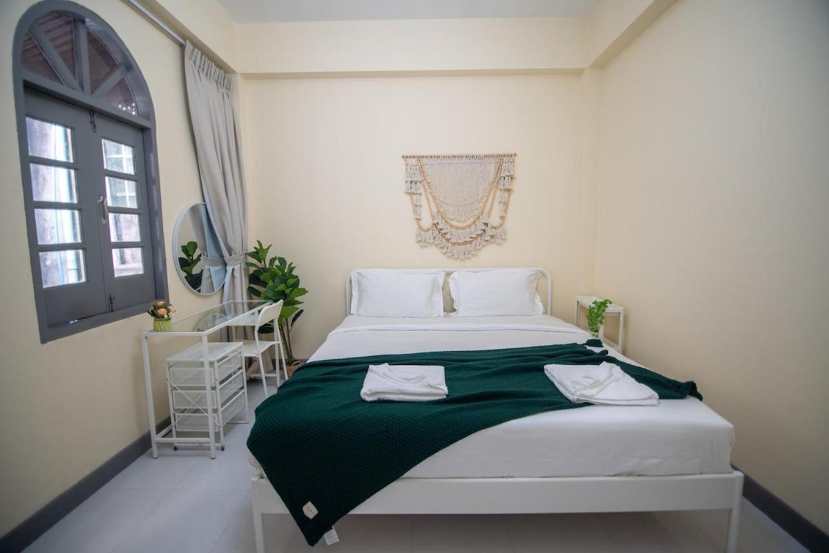 Villa Beachfront 4-br House In