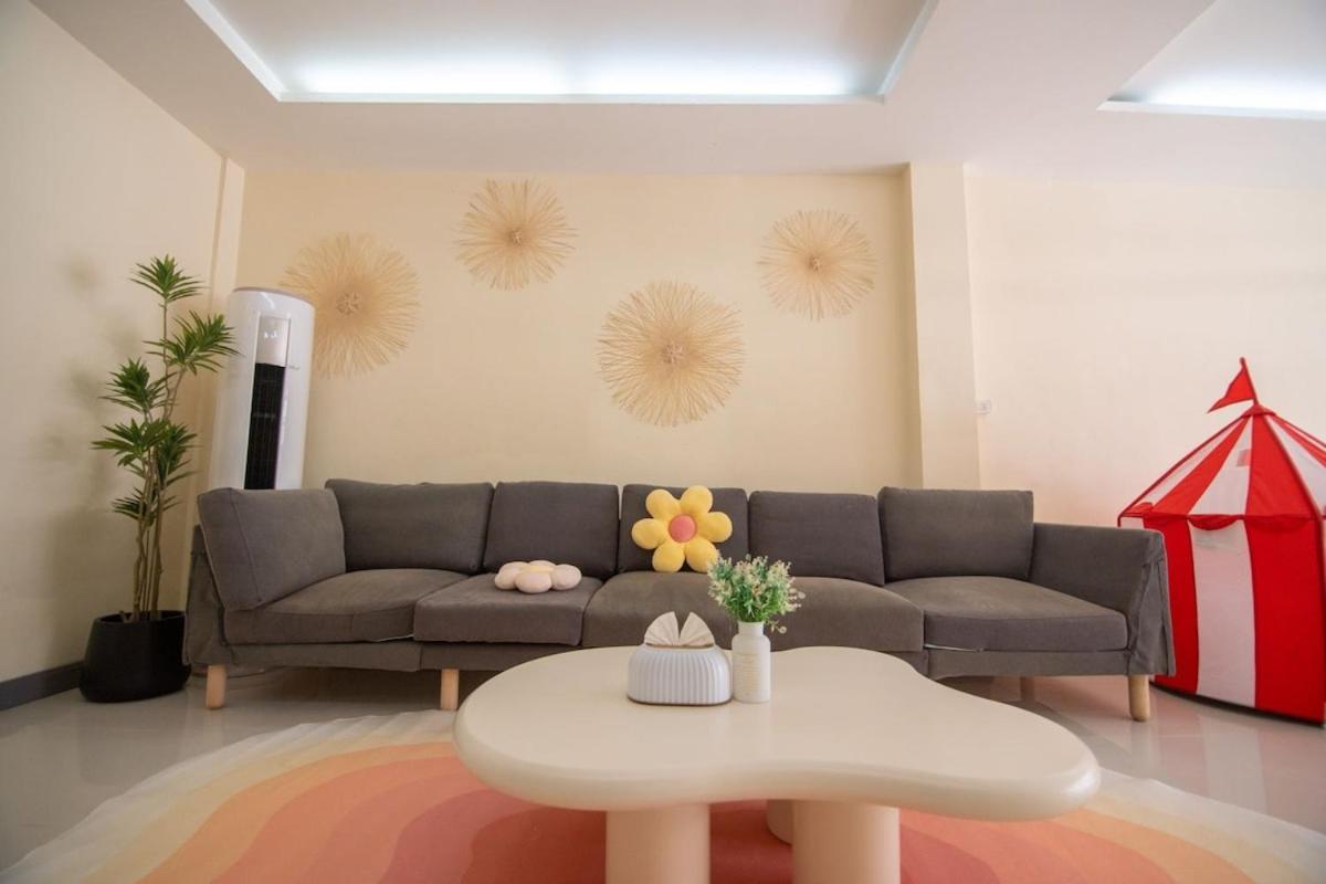 Villa Beachfront 4-br House In Patong
